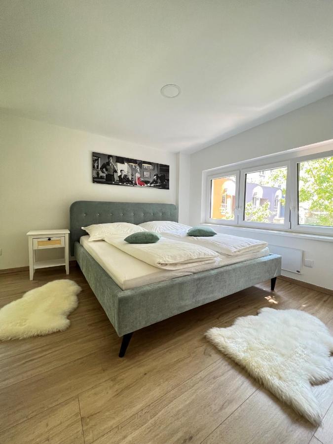 דירות וינה Charming Townhouse Directly By Metro מראה חיצוני תמונה