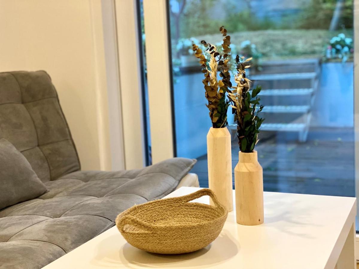 דירות וינה Charming Townhouse Directly By Metro מראה חיצוני תמונה