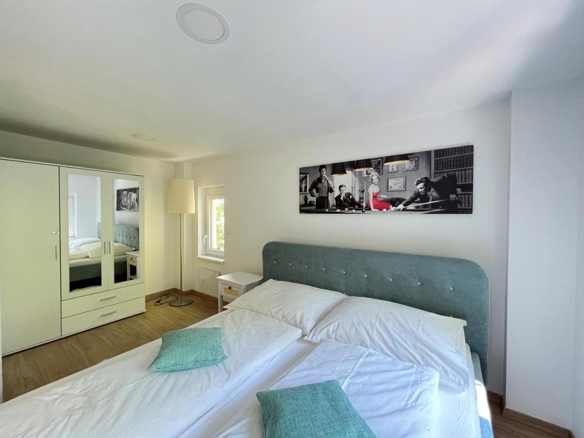 דירות וינה Charming Townhouse Directly By Metro מראה חיצוני תמונה